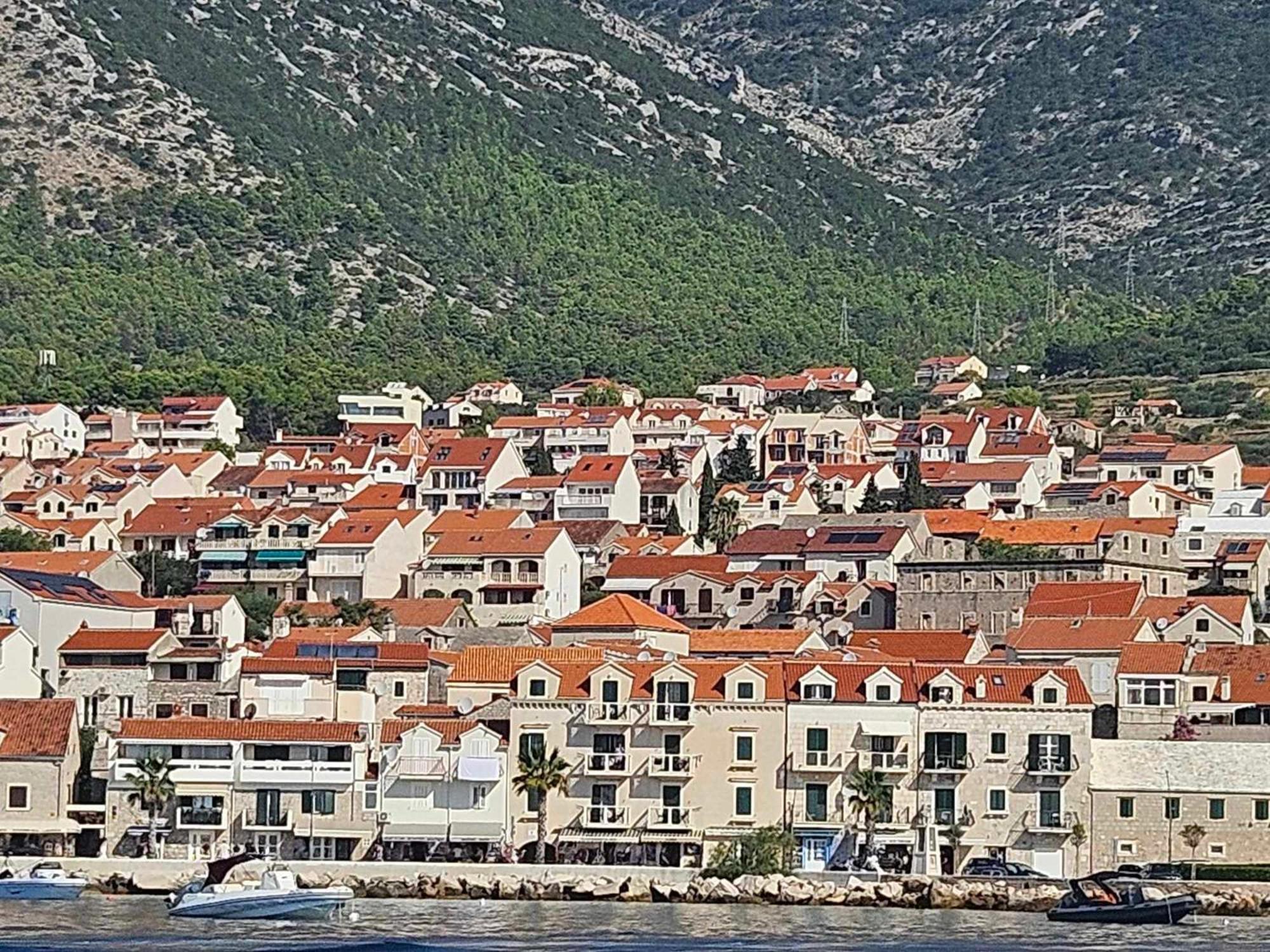 Apartments Amore Bol Esterno foto
